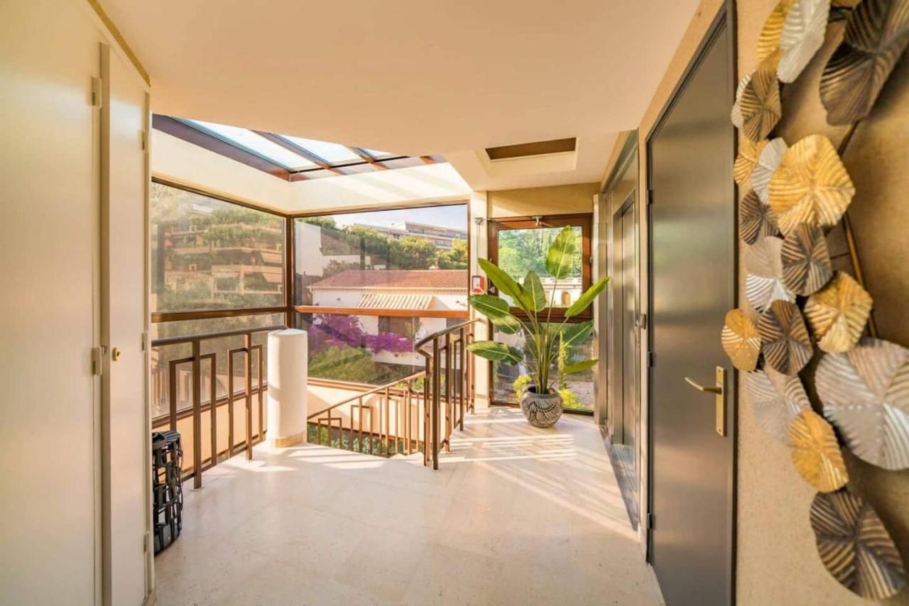 Mi Casa Tu Casa - Pg Apartment คานส์ ภายนอก รูปภาพ